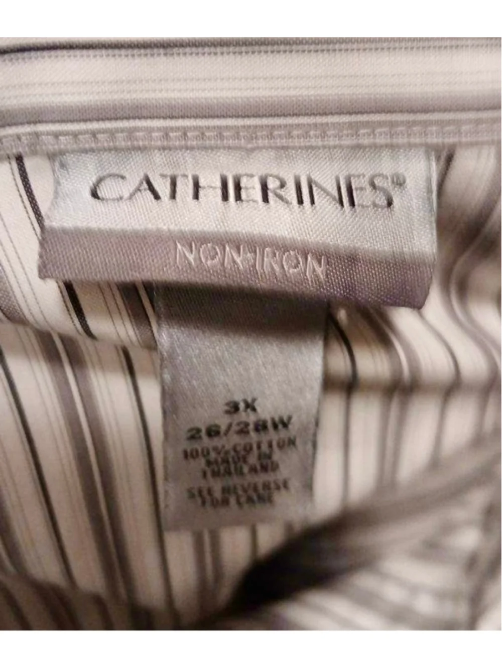 Catherines Women's Gray & White Striped Non-Iron Button-Down- Size 3X INV379 A5